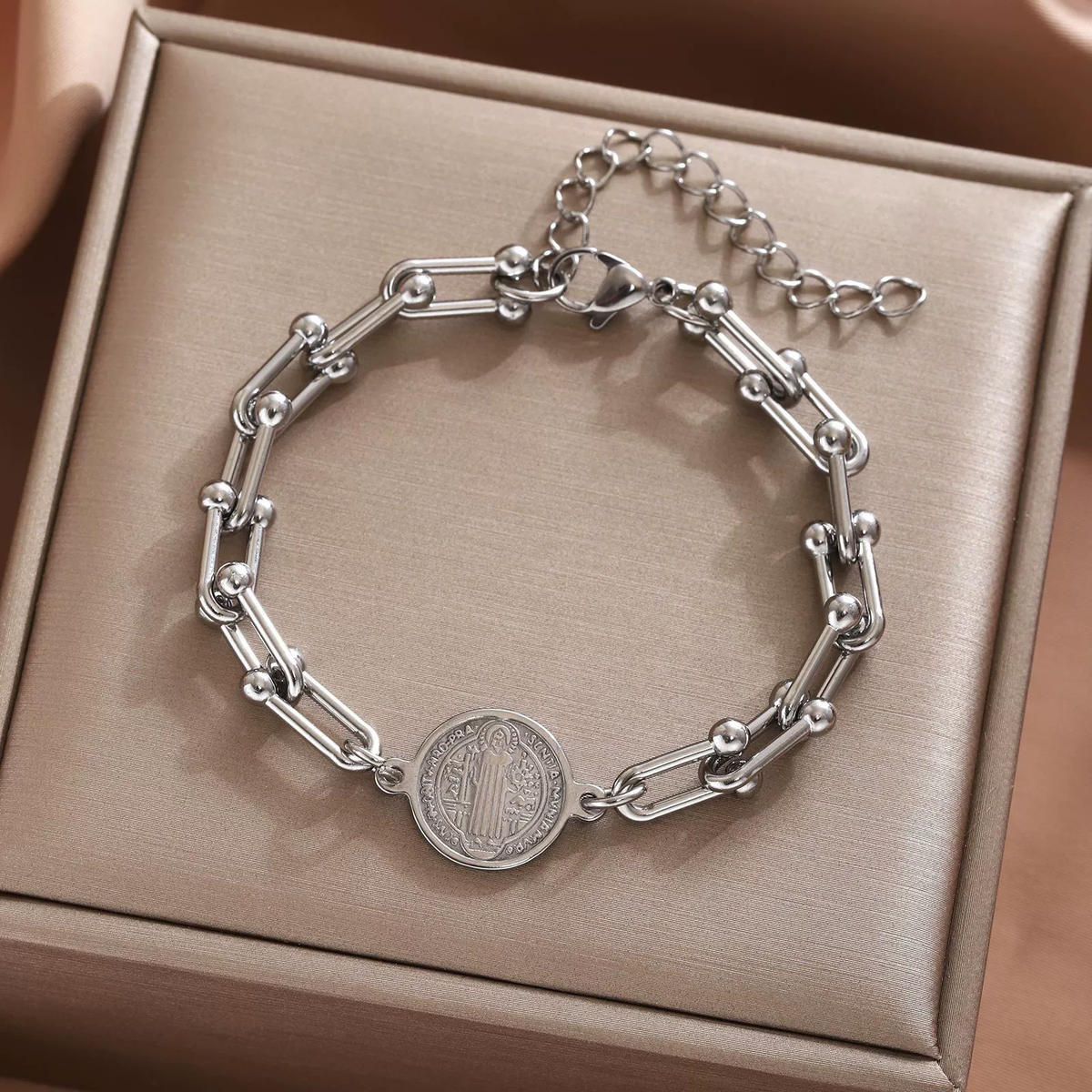 Adjustable U-Shaped Horseshoe Cross Bracelet