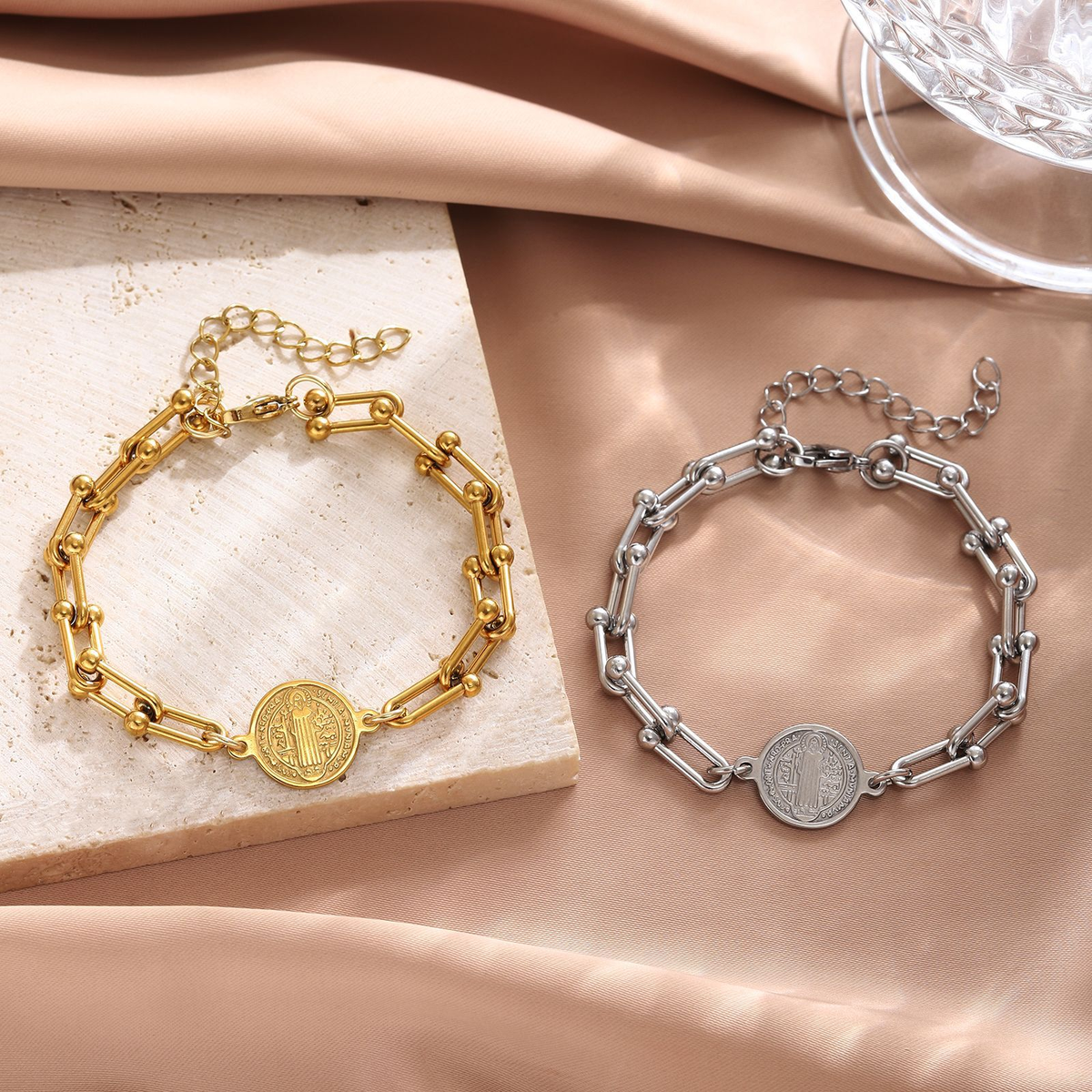 Adjustable U-Shaped Horseshoe Cross Bracelet